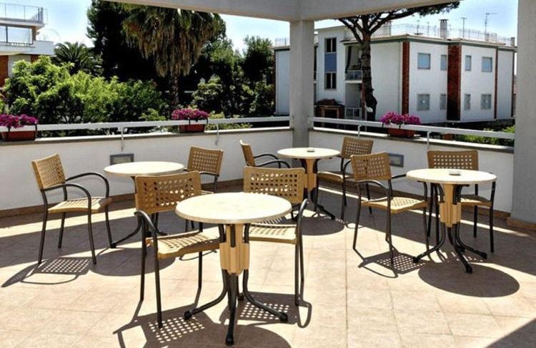 Hotel Mare Azzurro Terracina Εξωτερικό φωτογραφία