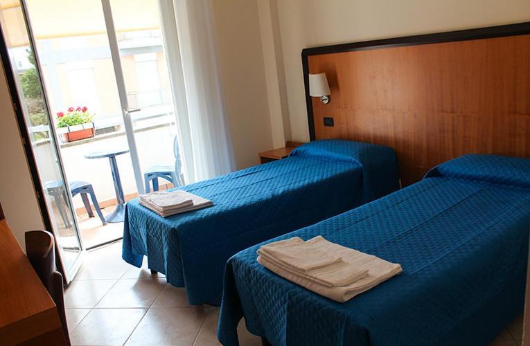 Hotel Mare Azzurro Terracina Εξωτερικό φωτογραφία